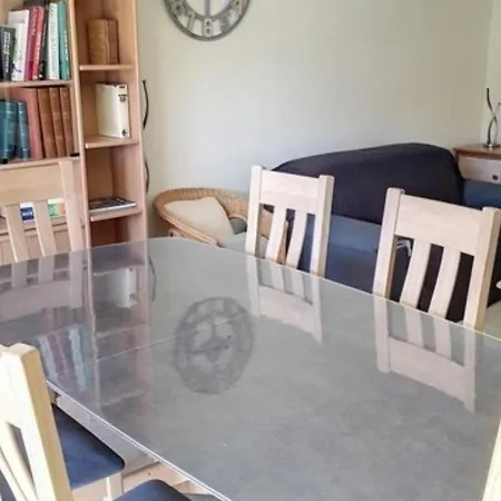 T3 68m², 4*, Climatise Avec Loggia, Proche Et Commerces - - Fr-1-610-14 Apartment *