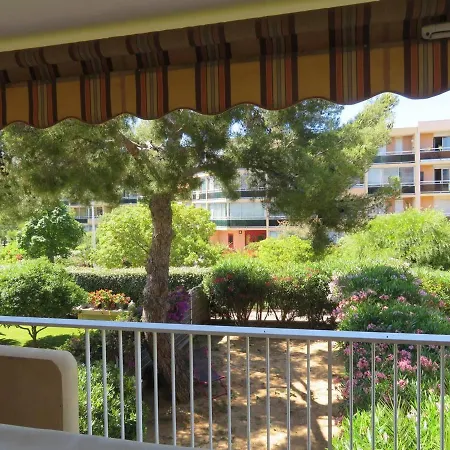 T3 68m², 4*, Climatise Avec Loggia, Proche Et Commerces - - Fr-1-610-14 * Bormes-les-Mimosas