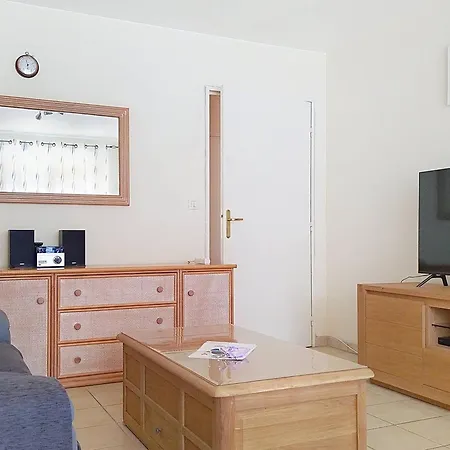 Apartamento T3 68m², 4*, Climatisé Avec Loggia, Proche Et Commerces – - Fr-1-610-14 *
